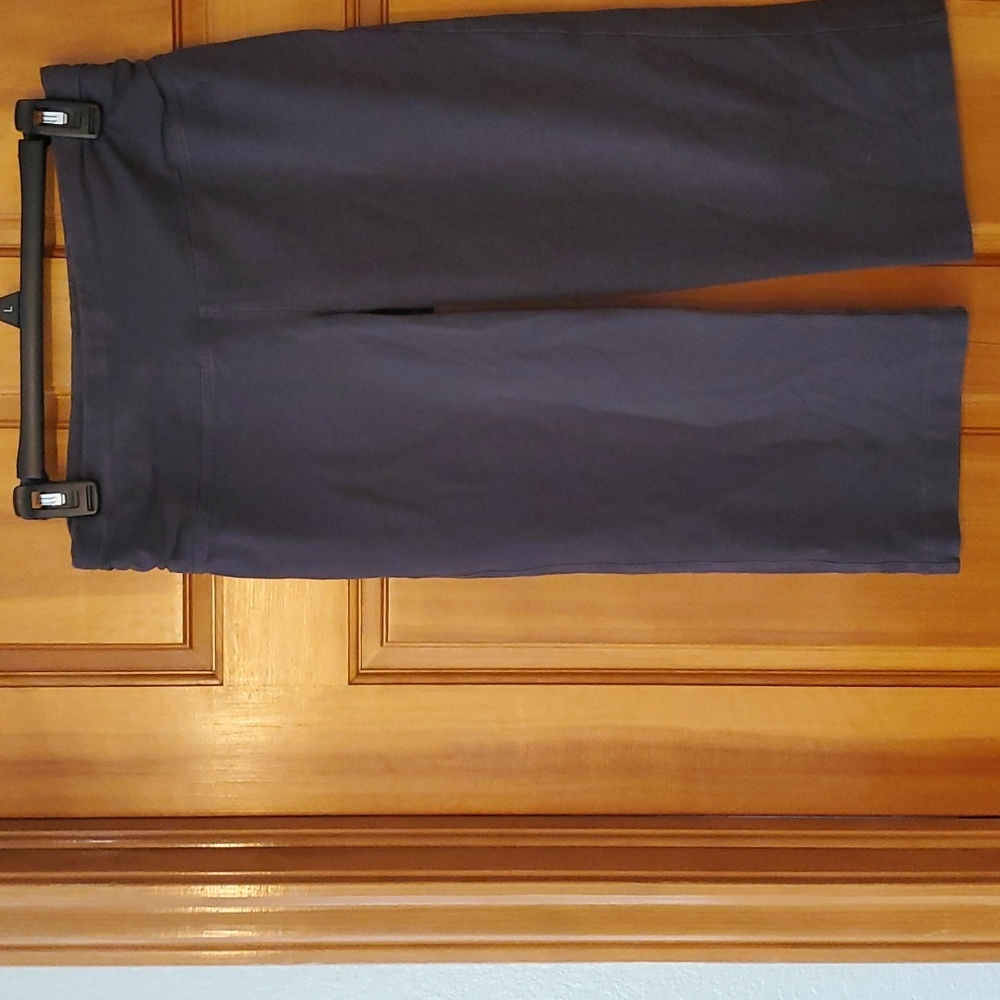 The North Face Dark‎ Grey Womans Size Small Athletic Legging Capris - Picture 4 of 13